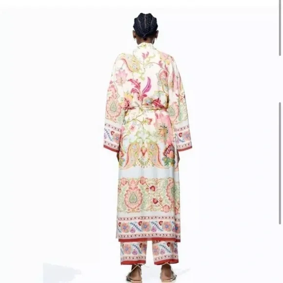 Zara Floral Kimono